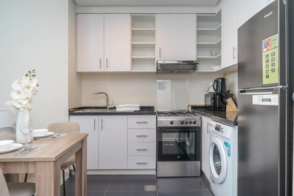 Apartment Stonetree - Furnished In Golf Promenade 3a *