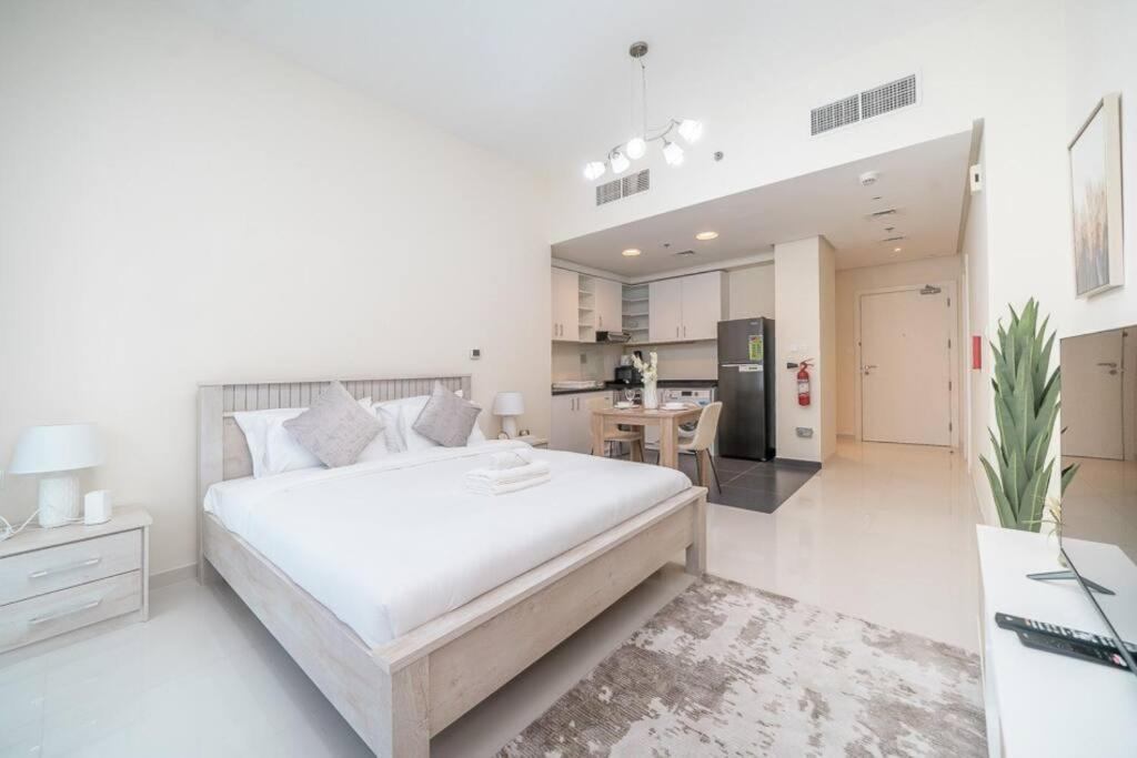 Stonetree - Furnished In Golf Promenade 3a Apartment