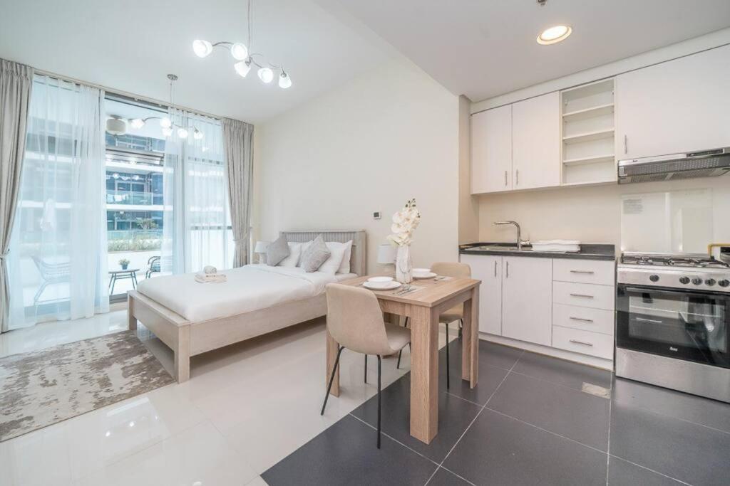 Stonetree - Furnished In Golf Promenade 3a * Dubai
