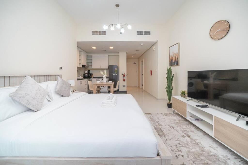 Stonetree - Furnished In Golf Promenade 3a Apartment Dubai